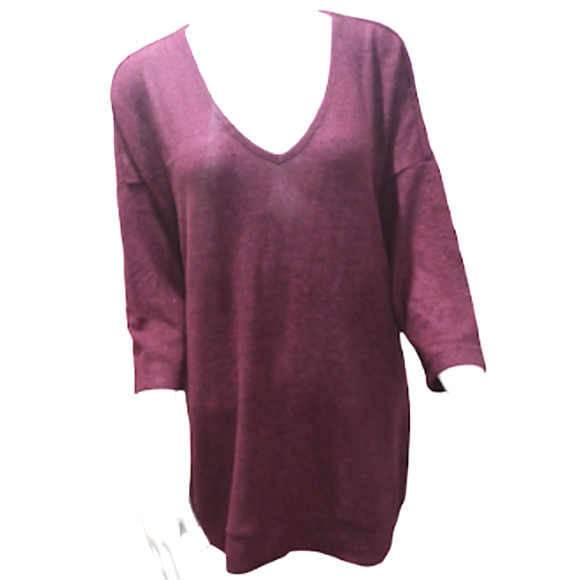 NWOT TORRID 2X RELAXED FIT, DEEP V-NECK, DROP SHOULDER SWEATER SIZE 18-20 - Picture 1 of 6